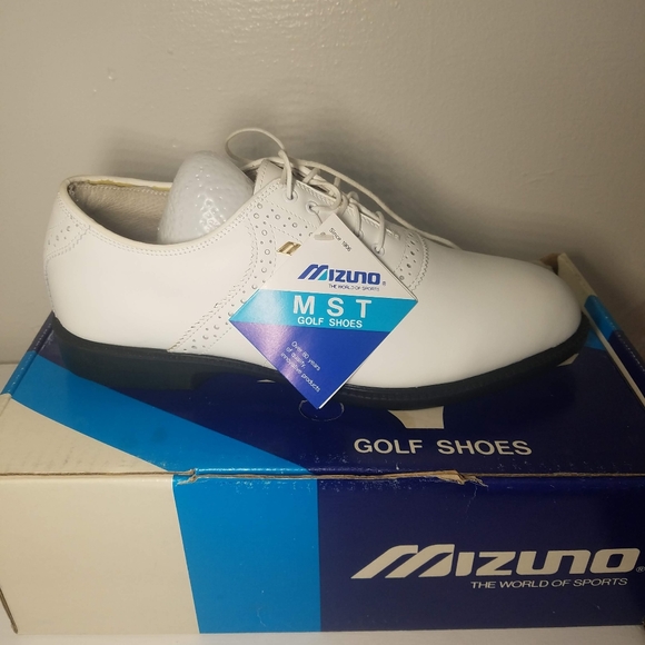 mizuno vintage shoes